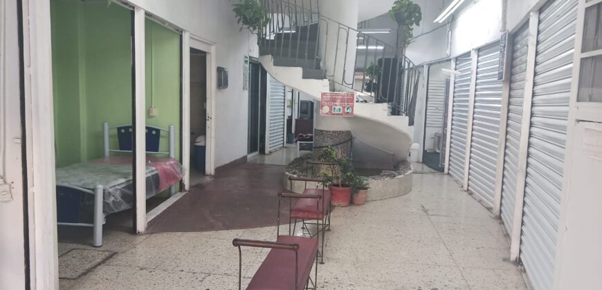 Se Vende Plaza comercial con locales y bodegas