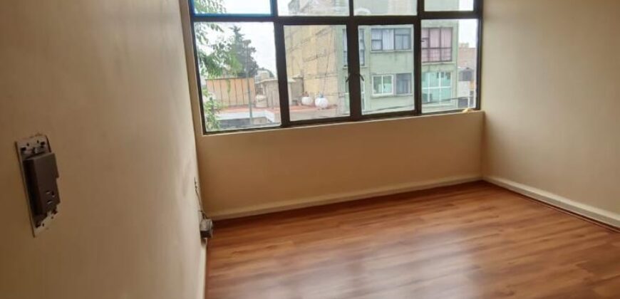 Venta de casa con locales en Prado Churubusco, Coyoacán